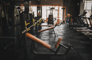 Quais equipamentos para academia profissional realmente valem o investimento?