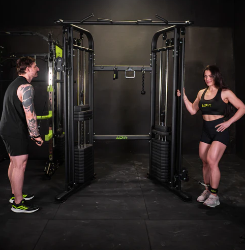 Estação de musculação profissional vale a pena para uso residencial?